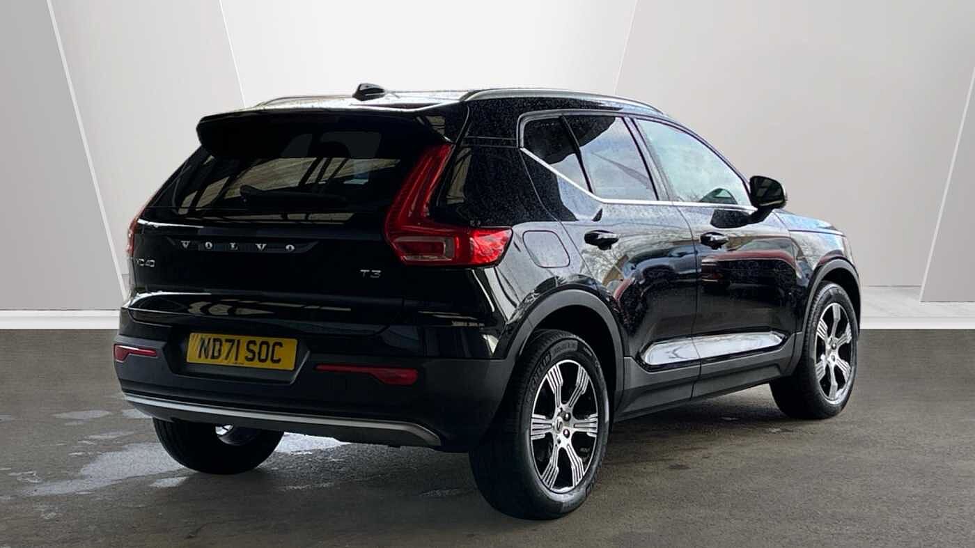 Used Volvo XC40 2021 for sale - 77994896: Photo 2