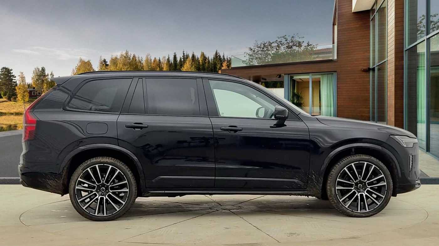 Used Volvo XC90 2025 for sale - 77292931: Photo 2