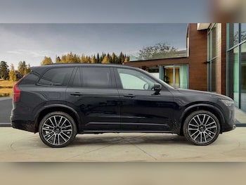 Used Volvo XC90 2025 for sale - 77292931: Photo