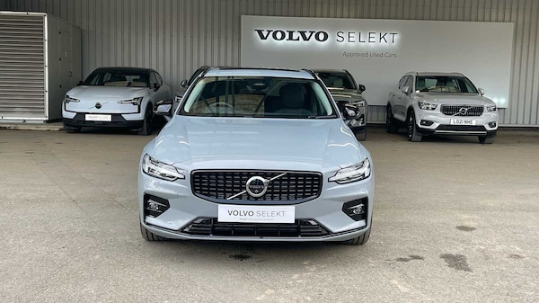 Used Volvo V60 2025 for sale - 75015112: Photo 12