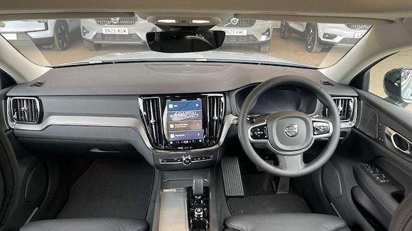 Used Volvo V60 2025 for sale - 75015112: Photo 20