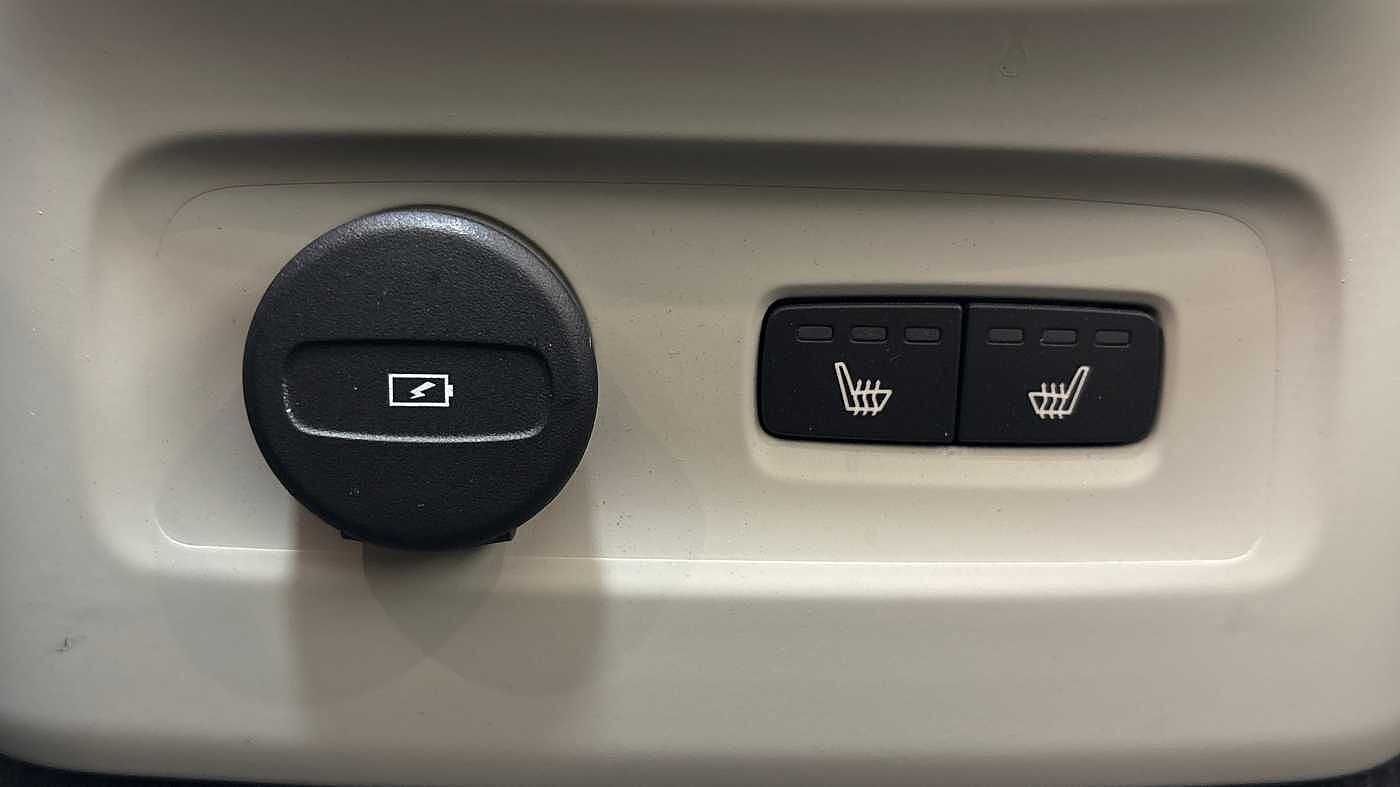 Used Volvo XC40 2022 for sale - 77218199: Photo 17