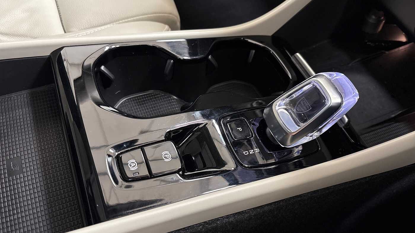 Used Volvo XC40 2022 for sale - 77218199: Photo 32