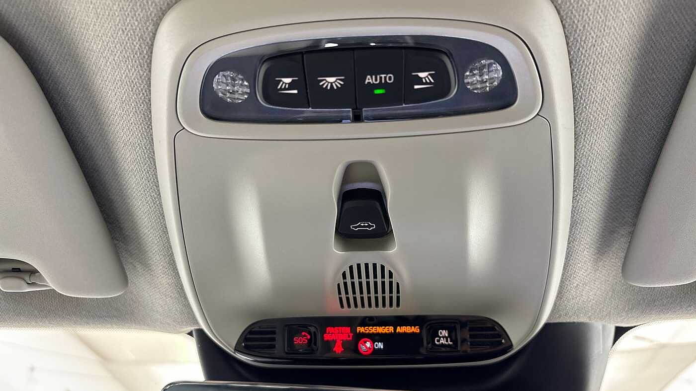 Used Volvo XC40 2022 for sale - 77218199: Photo 33