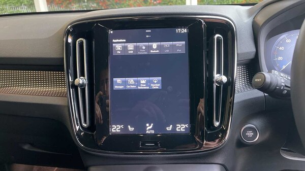 Used Volvo XC40 2021 for sale - 76190612: Photo 15