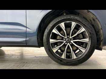 Used Volvo XC60 2023 for sale - 74752527: Photo