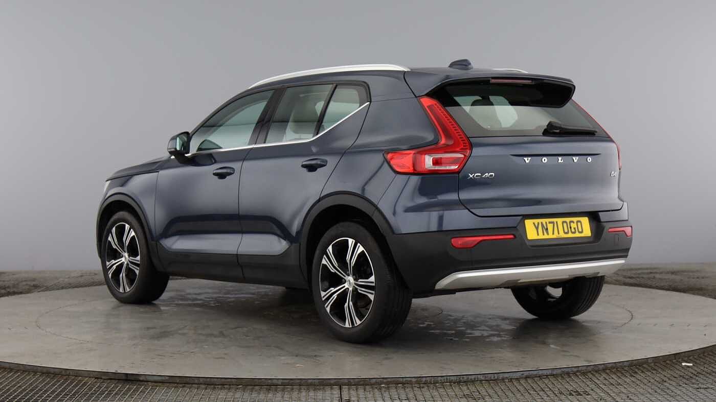 Used Volvo XC40 2021 for sale - 77959353: Photo 2