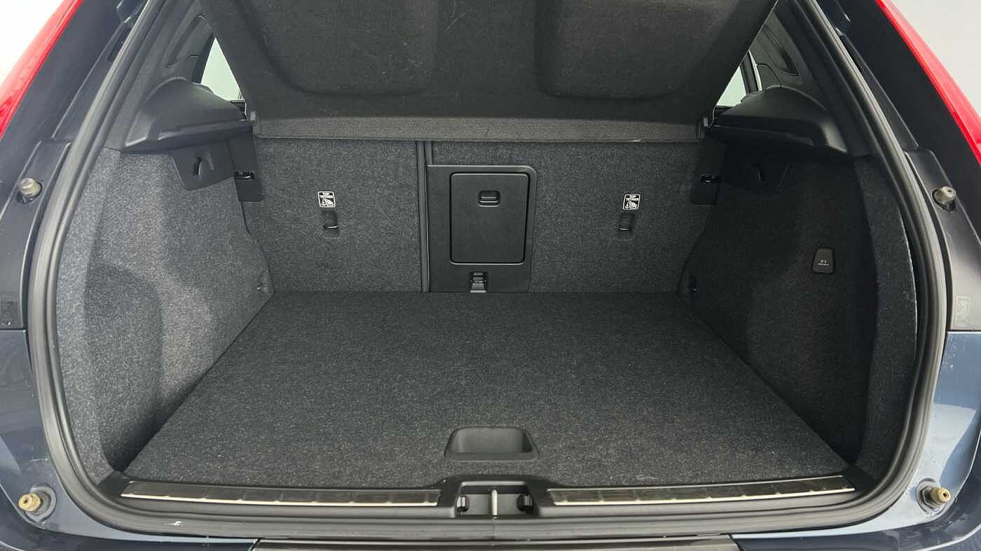 Used Volvo XC40 2021 for sale - 77959353: Photo 5