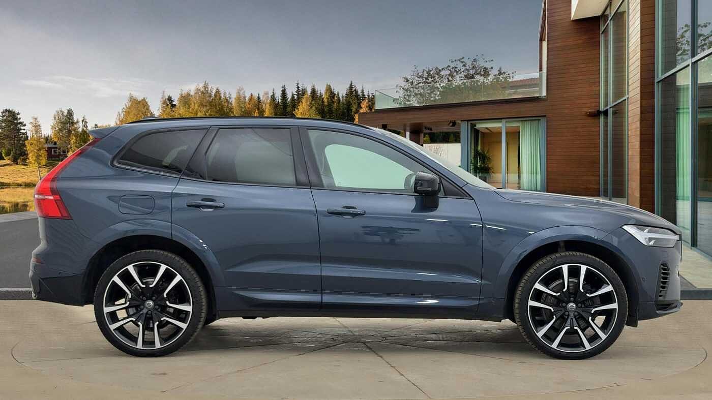 Used Volvo XC60 2022 for sale - 77218255: Photo 2