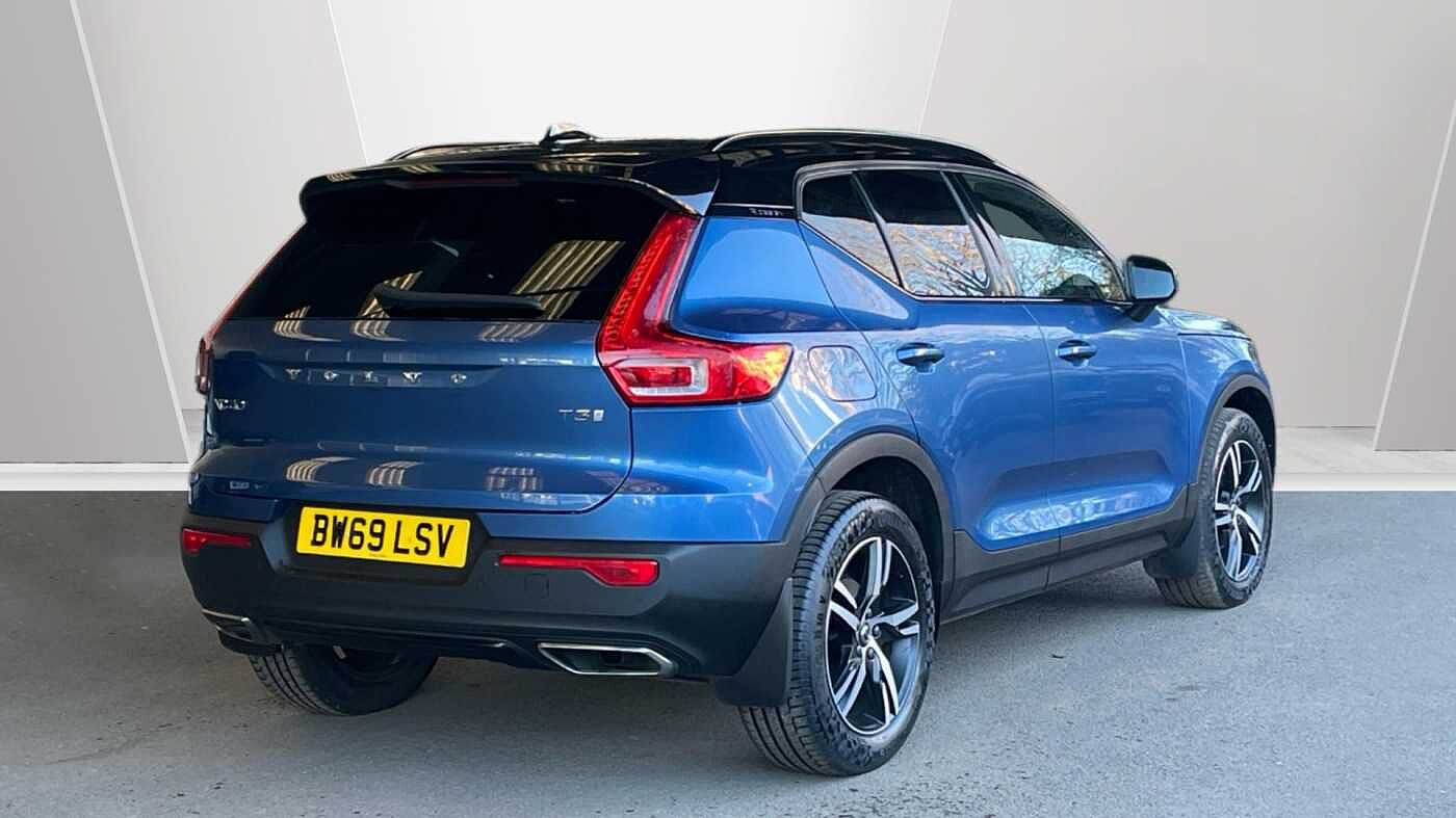 Used Volvo XC40 2020 for sale - 77124495: Photo 2