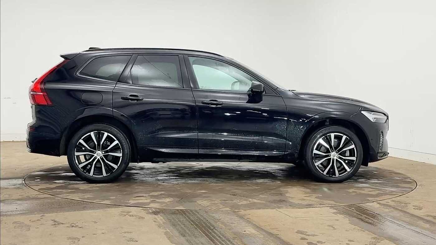 Used Volvo XC60 2022 for sale - 77755146: Photo 2