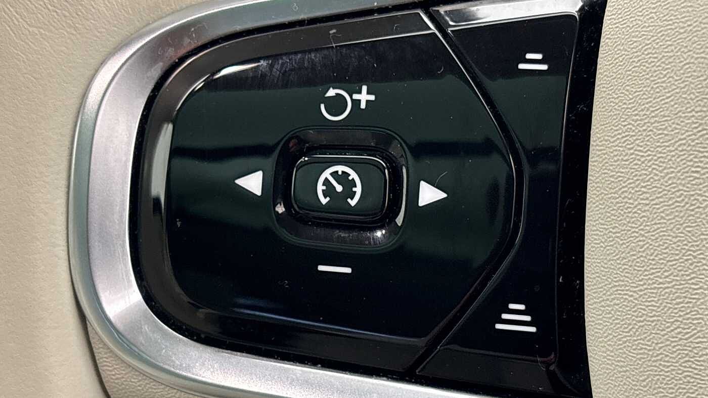 Used Volvo XC60 2022 for sale - 77755091: Photo 30