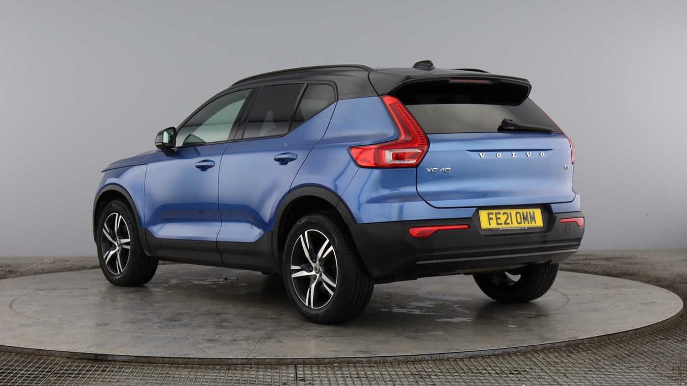 Used Volvo XC40 2021 for sale - 78158269: Photo 2