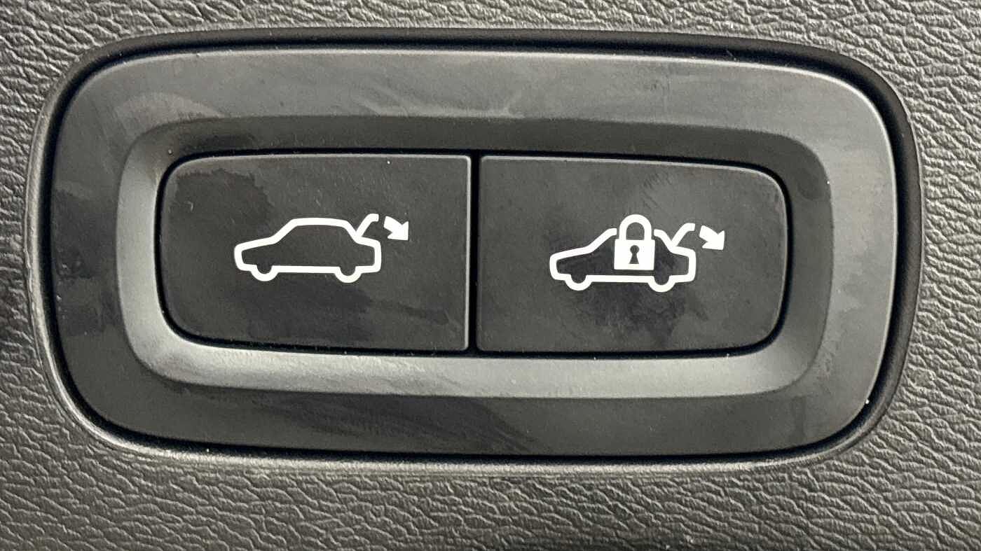 Used Volvo XC60 2022 for sale - 77218244: Photo 18