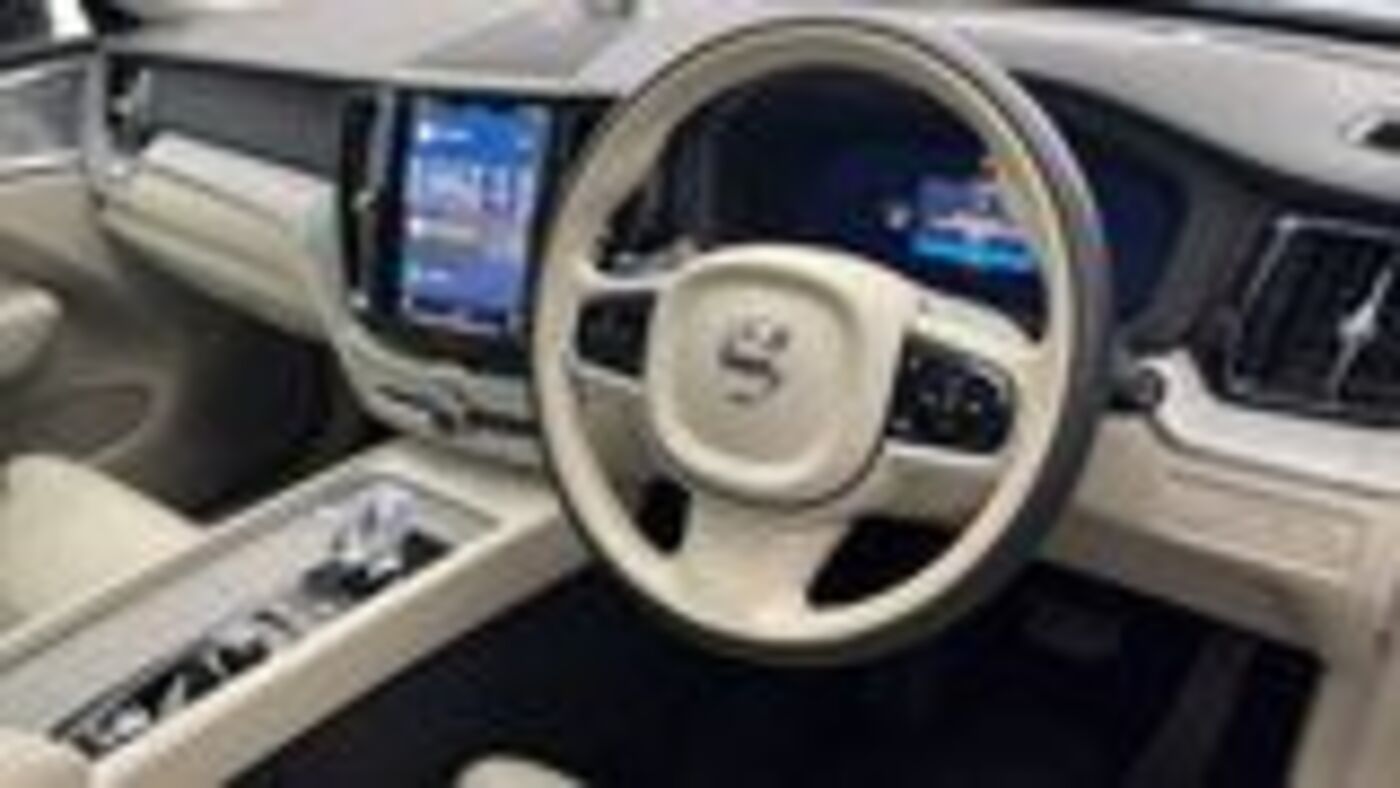 Used Volvo XC60 2025 for sale - 77755126: Photo 10