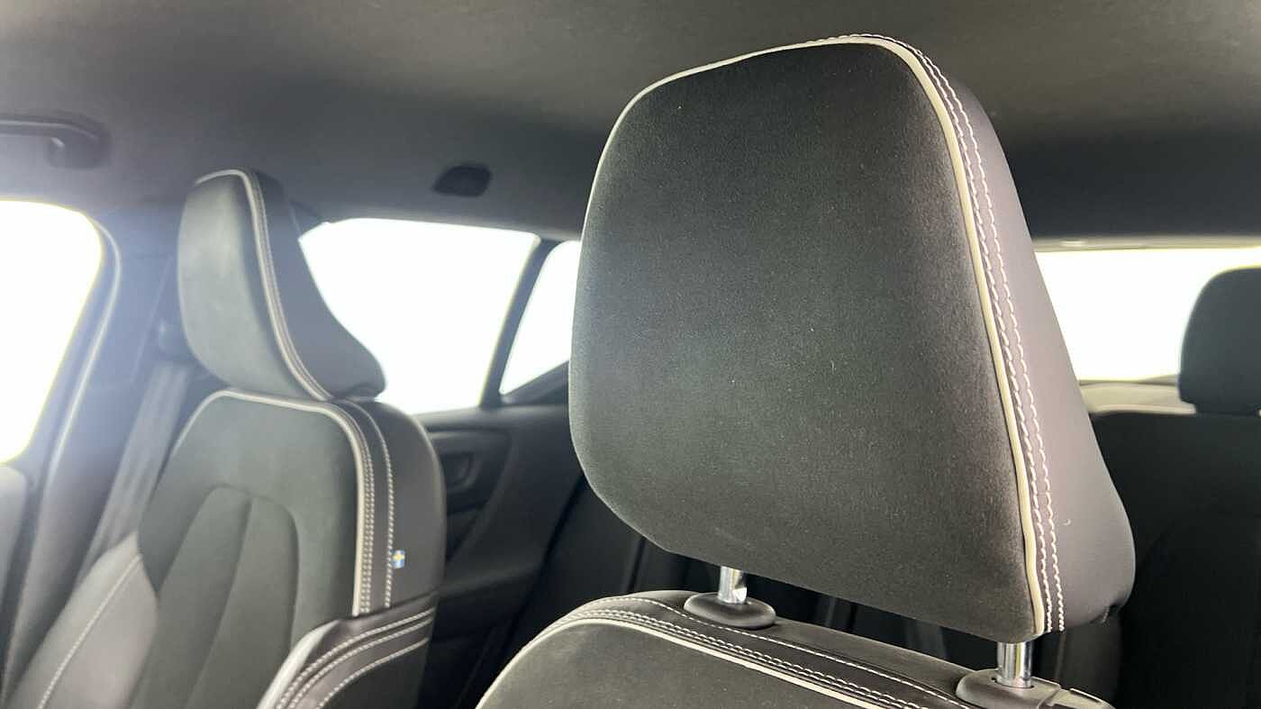 Used Volvo XC40 2021 for sale - 77218266: Photo 11