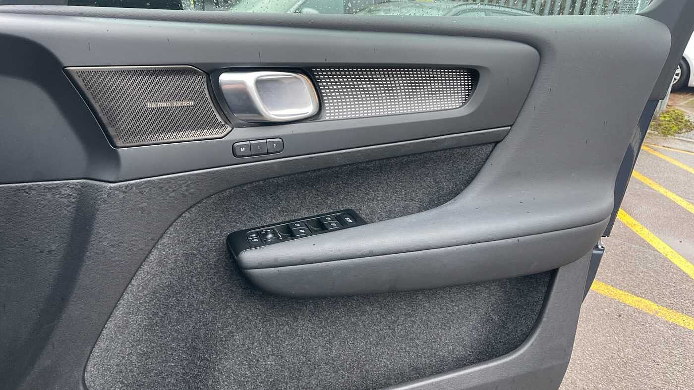 Used Volvo XC40 2021 for sale - 77292923: Photo 24