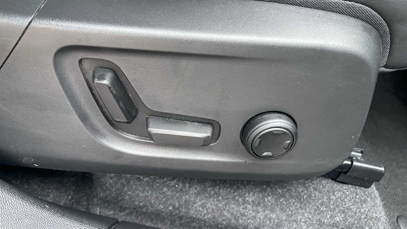 Used Volvo XC40 2021 for sale - 77292923: Photo 25