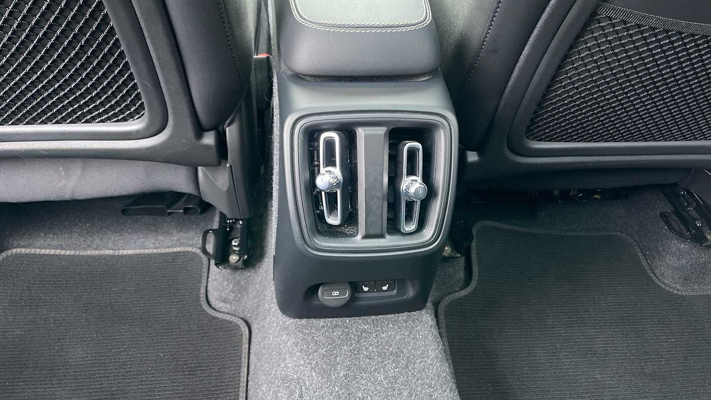 Used Volvo XC40 2021 for sale - 77292923: Photo 28