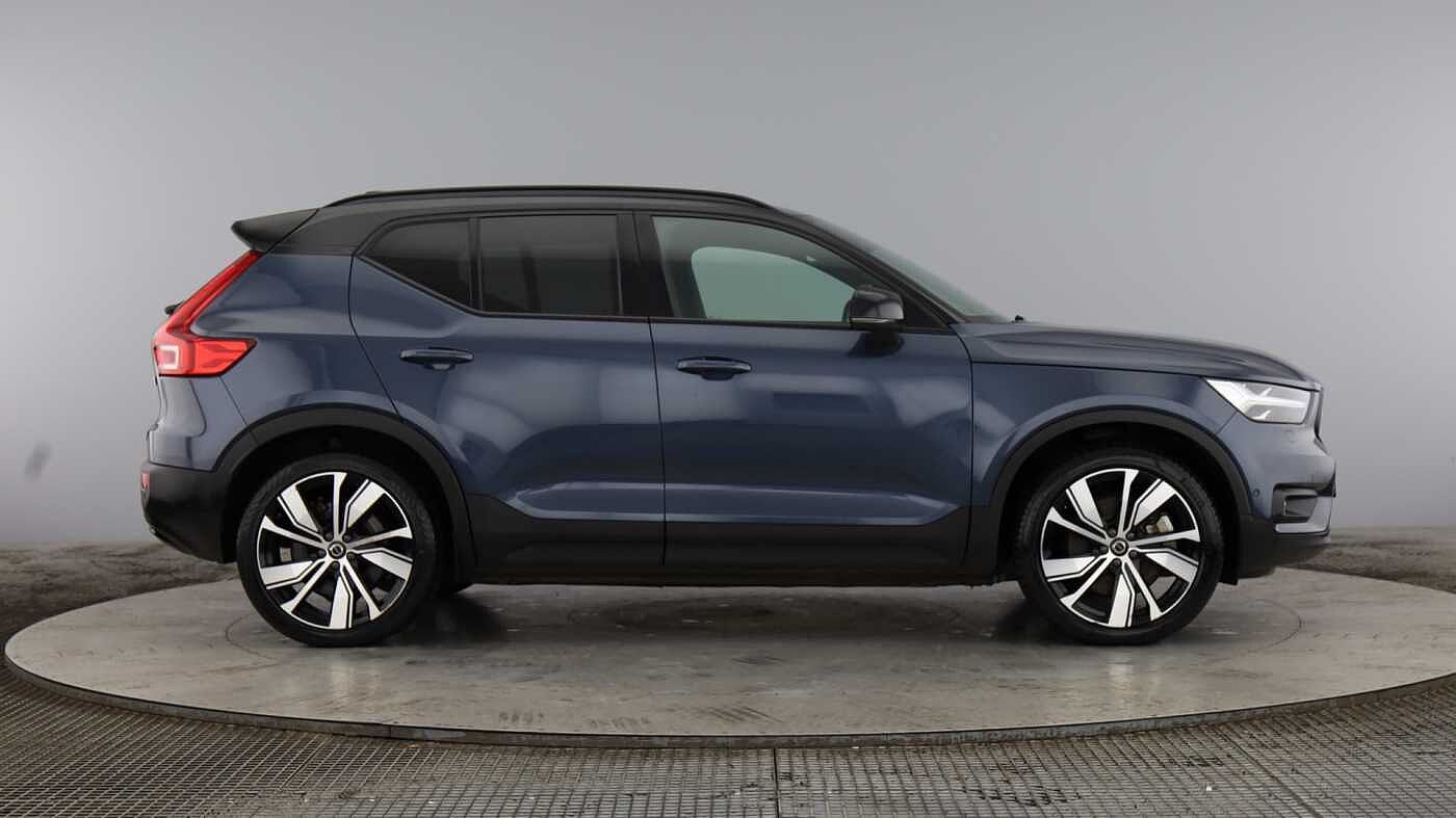 Used Volvo XC40 2021 for sale - 77292923: Photo 3