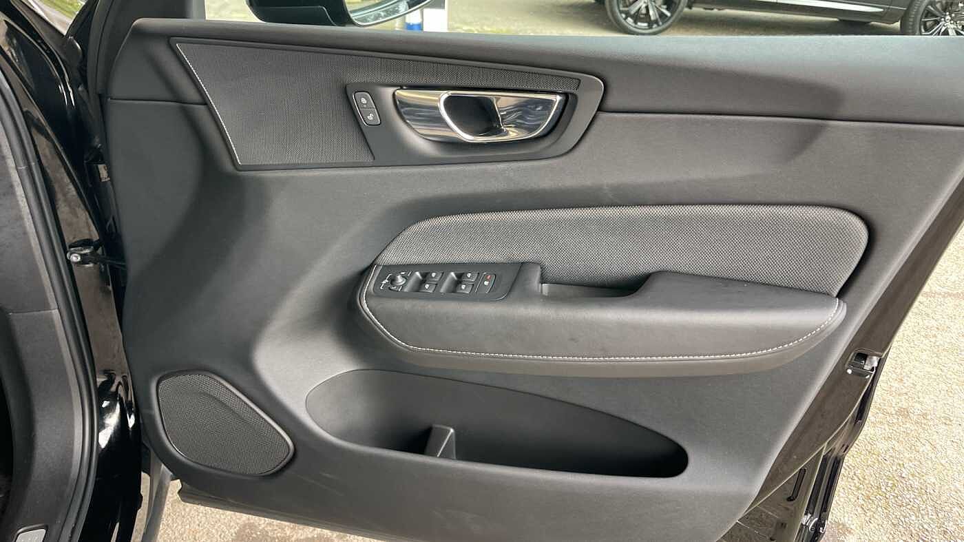 Used Volvo XC60 2022 for sale - 76500929: Photo 23