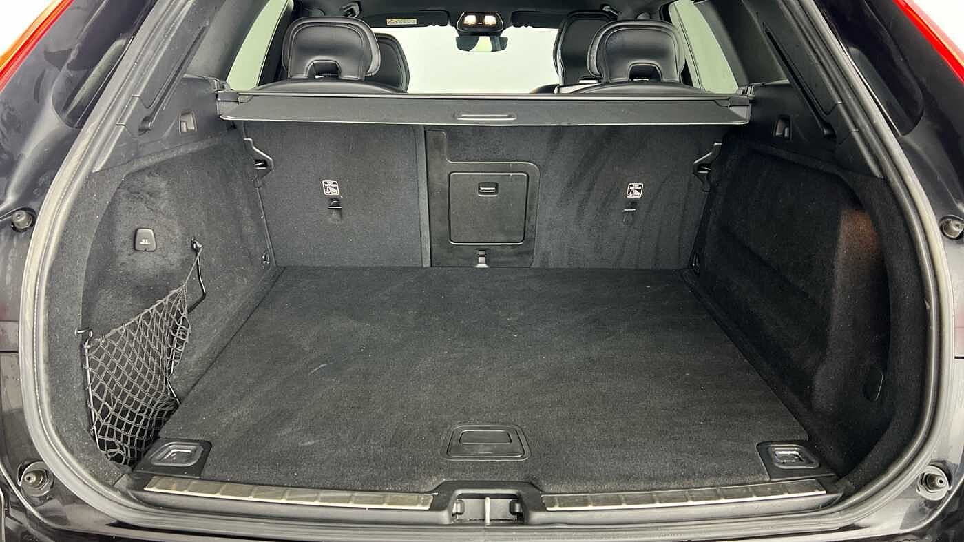 Used Volvo XC60 2021 for sale - 78036141: Photo 5