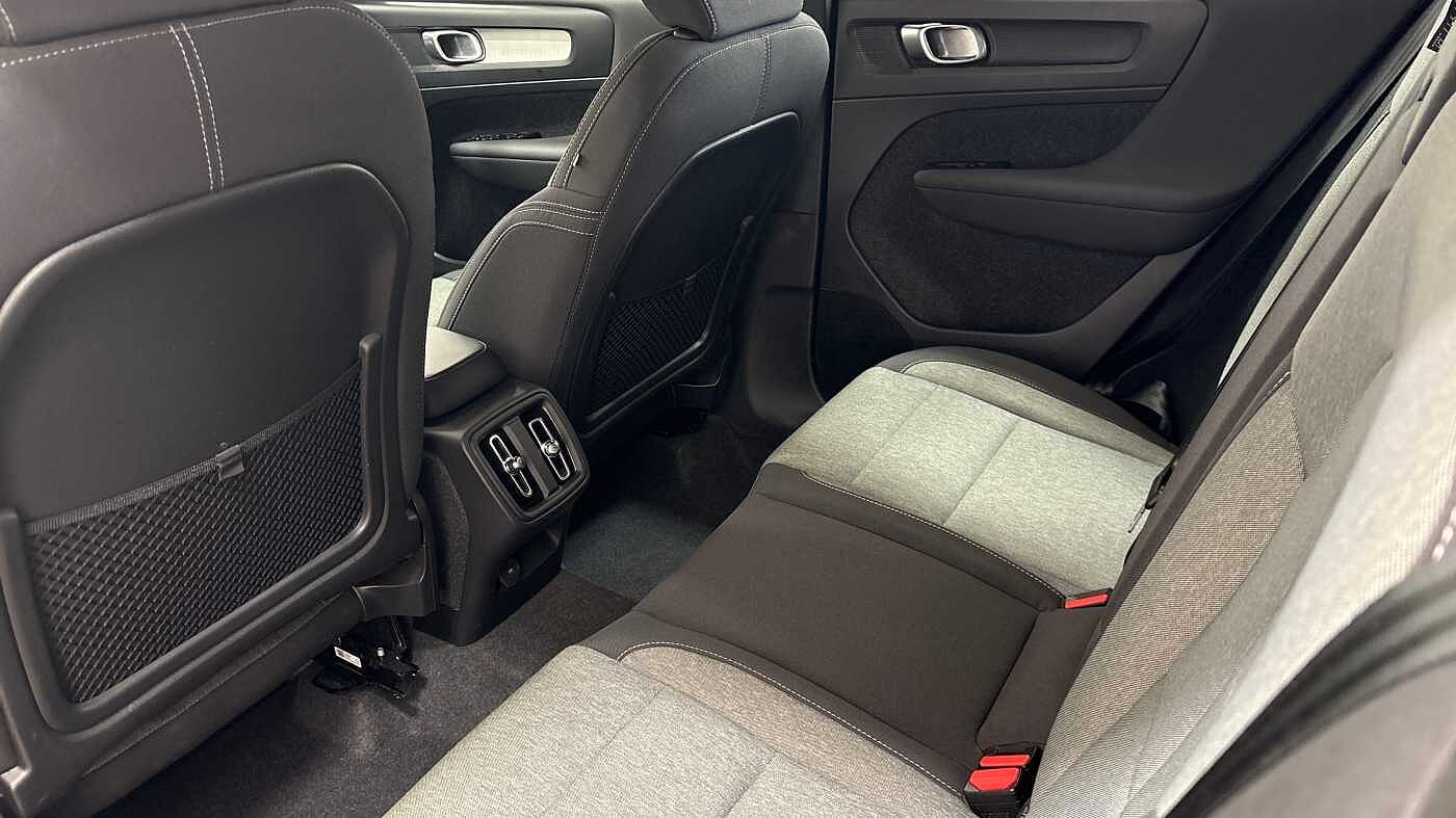 Used Volvo XC40 2023 for sale - 76474508: Photo 12