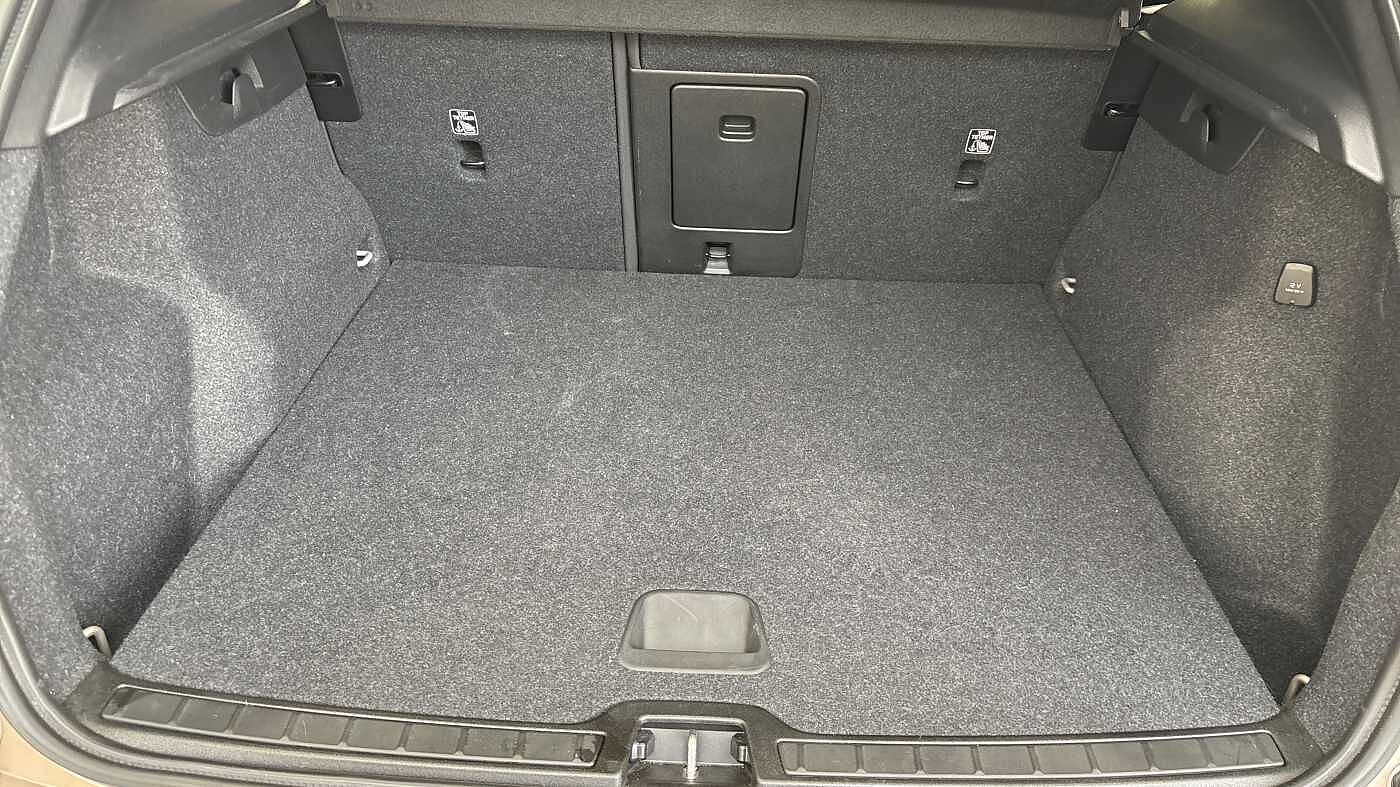 Used Volvo XC40 2023 for sale - 76474508: Photo 13