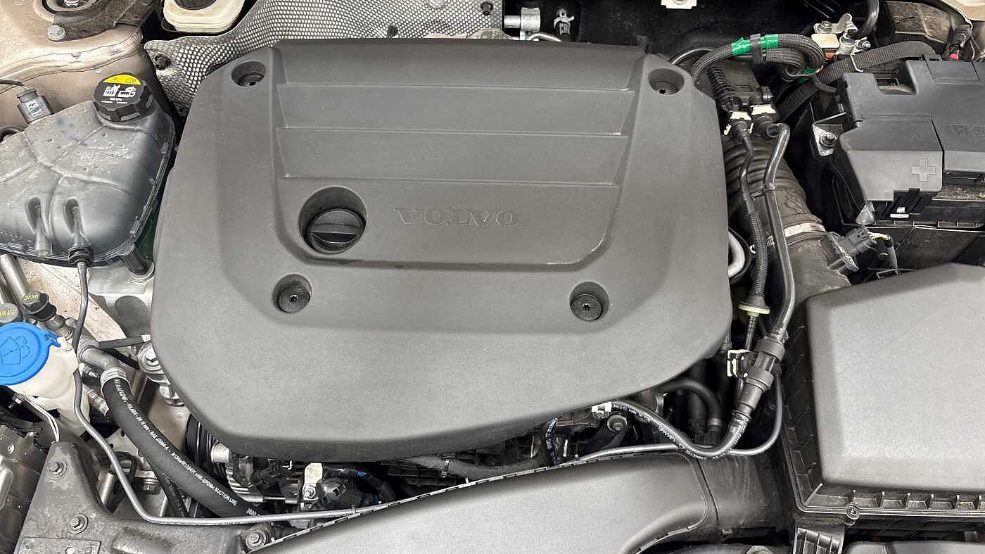 Used Volvo XC40 2023 for sale - 76474508: Photo 14