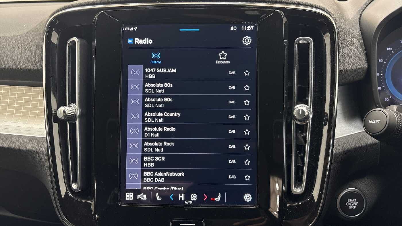 Used Volvo XC40 2023 for sale - 76474508: Photo 32