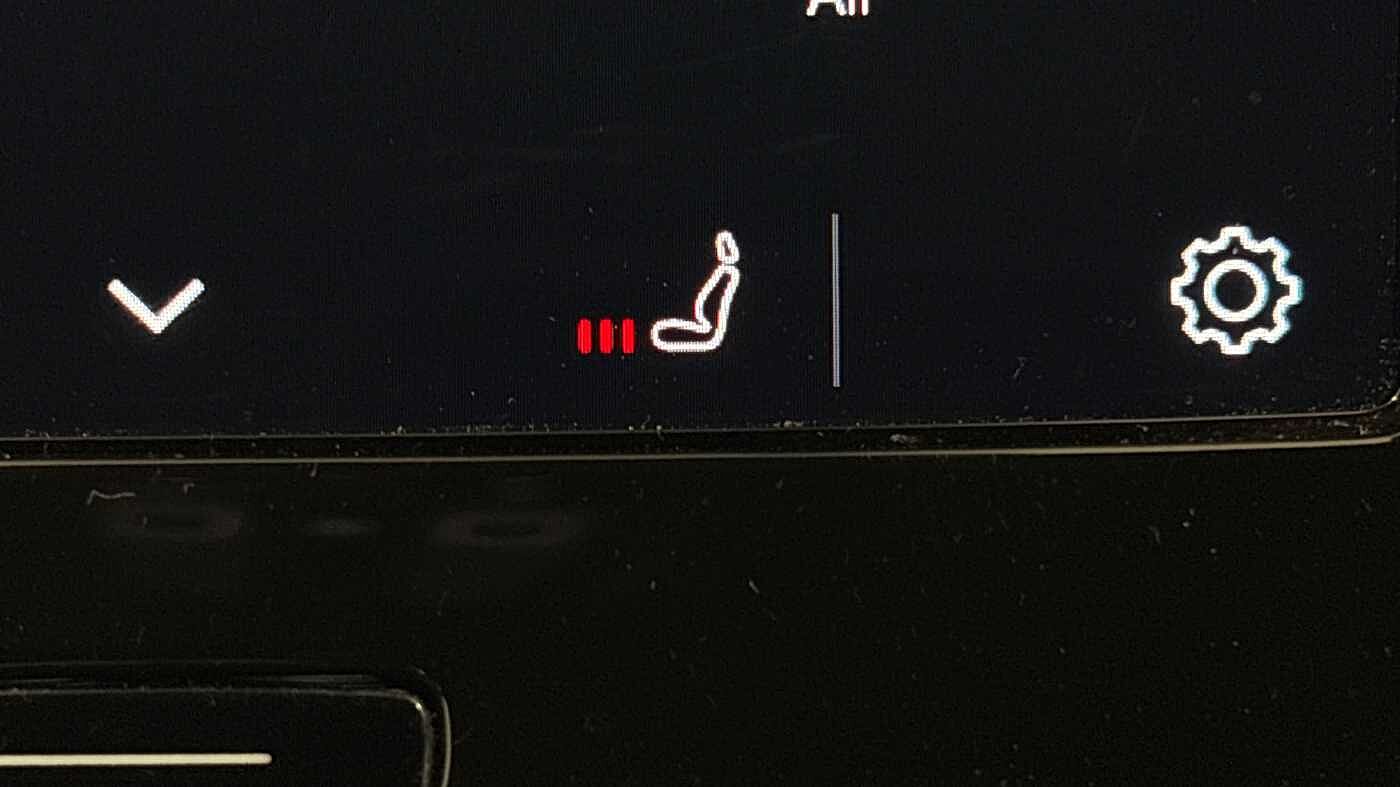 Used Volvo XC40 2023 for sale - 76474508: Photo 36