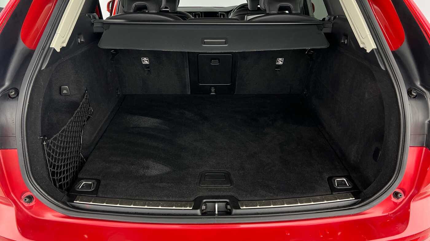 Used Volvo XC60 2021 for sale - 77959298: Photo 5