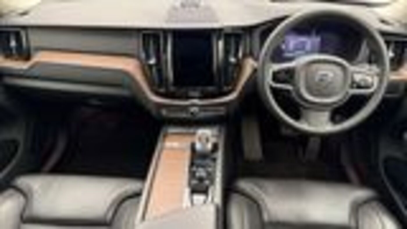 Used Volvo XC60 2022 for sale - 77755110: Photo 9