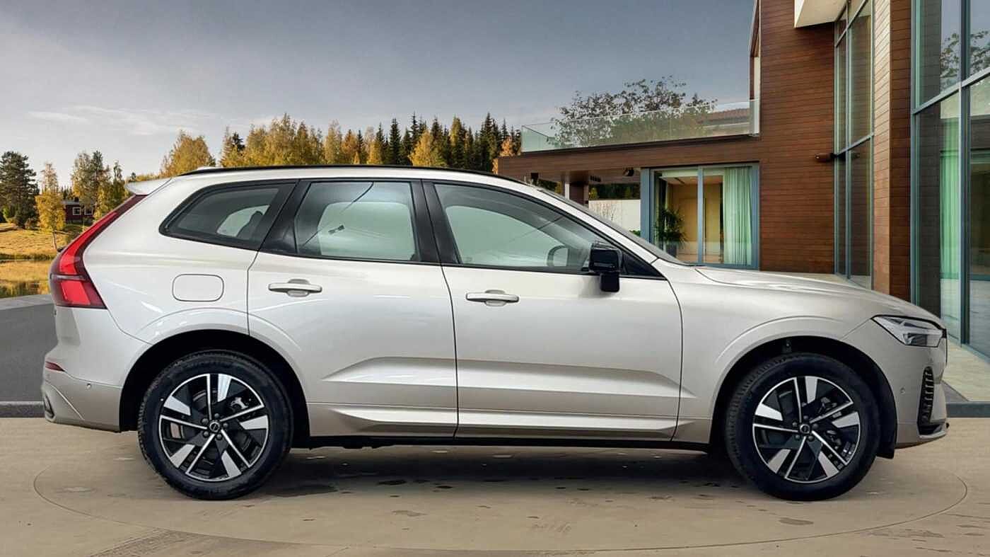 Used Volvo XC60 2025 for sale - 77292945: Photo 2