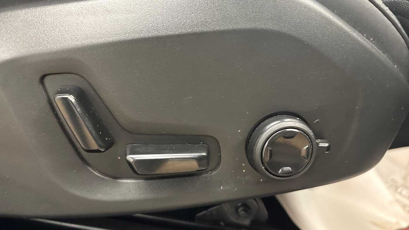 Used Volvo XC60 2025 for sale - 77292945: Photo 26