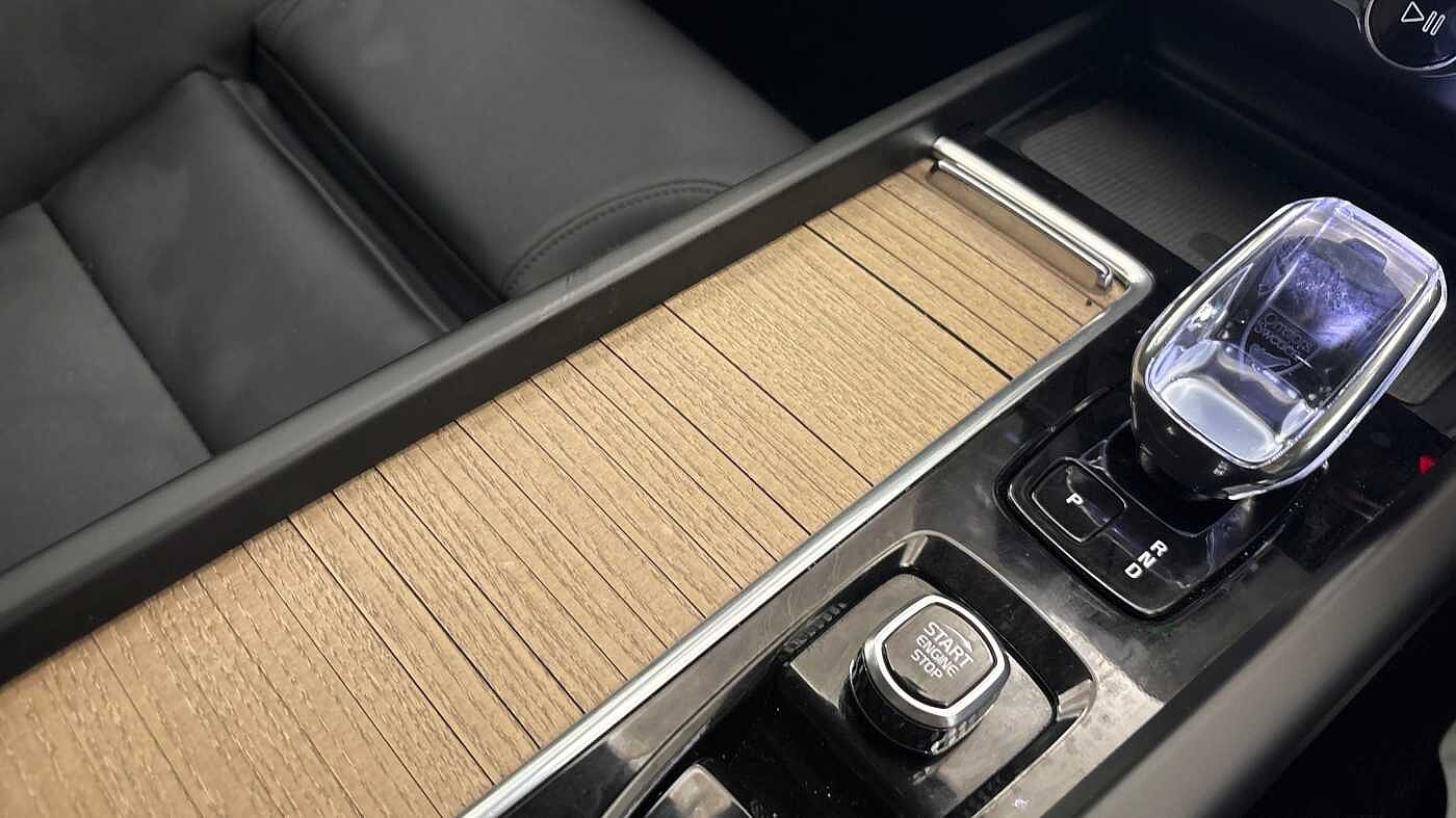 Used Volvo XC60 2025 for sale - 77292945: Photo 30