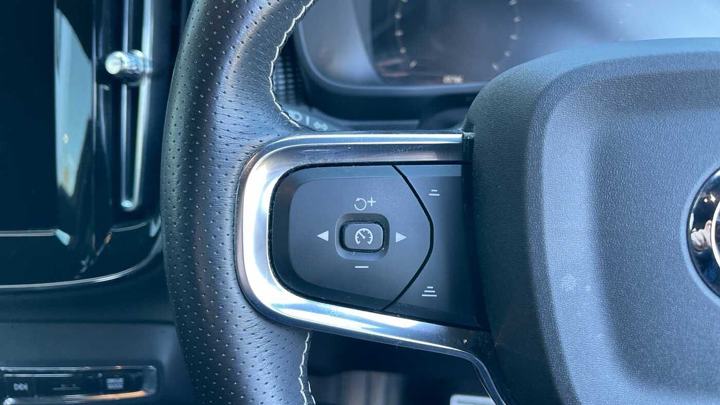 Used Volvo XC40 2021 for sale - 77647538: Photo 19