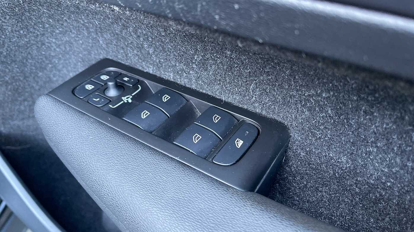 Used Volvo XC40 2021 for sale - 77647538: Photo 21