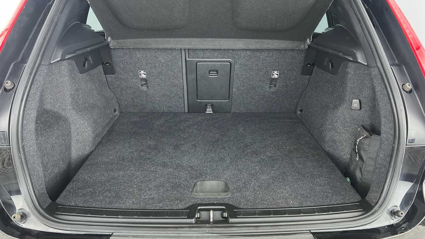 Used Volvo XC40 2021 for sale - 77647538: Photo 5