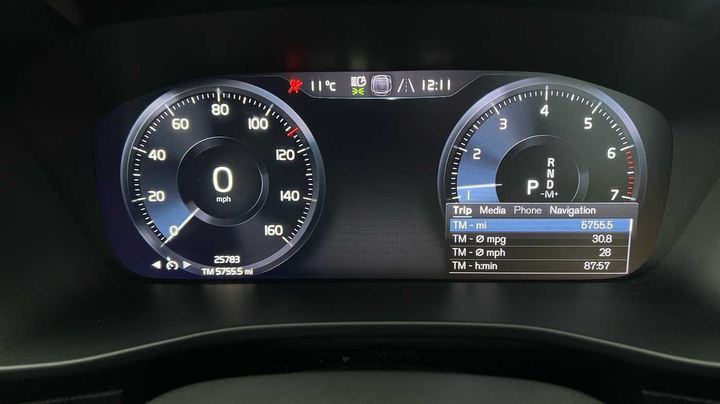 Used Volvo XC40 2021 for sale - 77647538: Photo 9