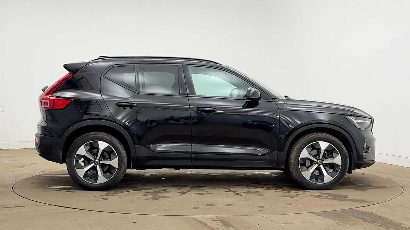 Used Volvo XC40 2022 for sale - 77725348: Photo 2
