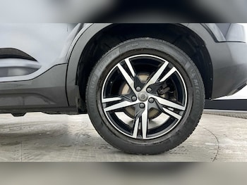 Used Volvo XC40 2021 for sale - 75916476: Photo
