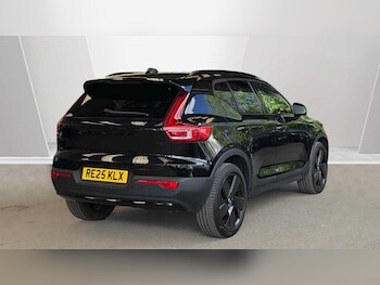 Used Volvo XC40 2025 for sale - 78742758: Photo