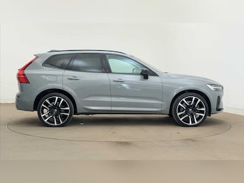 Used Volvo XC60 2023 for sale - 79389554: Photo