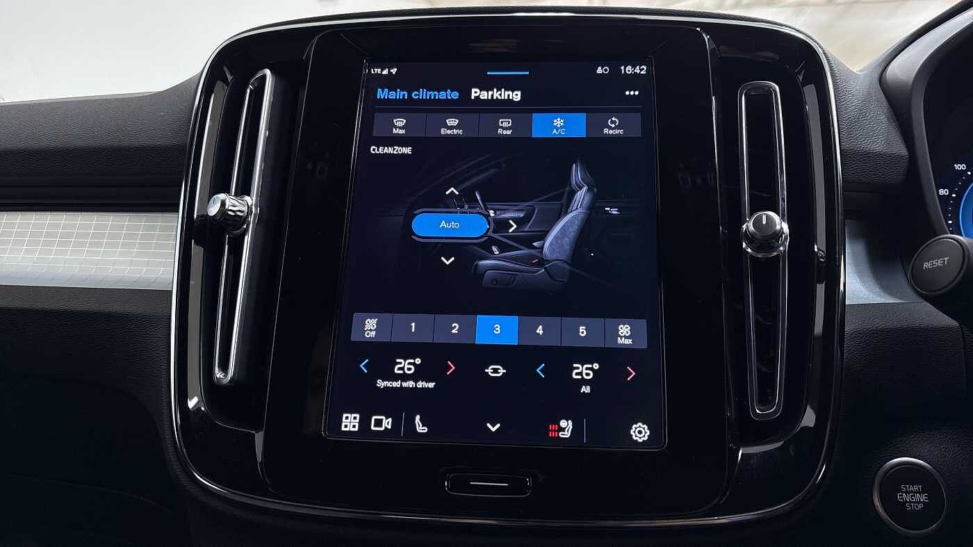 Used Volvo XC40 2022 for sale - 76474539: Photo 37