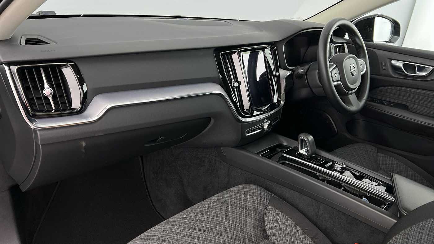 Used Volvo V60 2021 for sale - 77218251: Photo 6