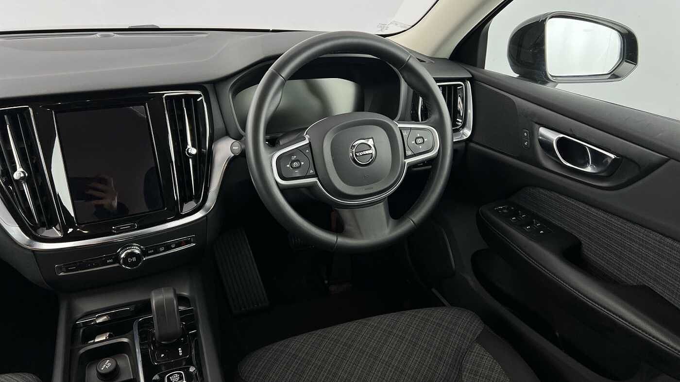 Used Volvo V60 2021 for sale - 77218251: Photo 8