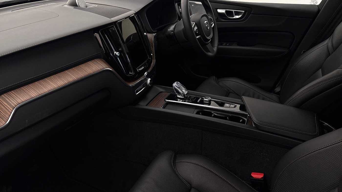 Used Volvo XC60 2023 for sale - 78158230: Photo 6