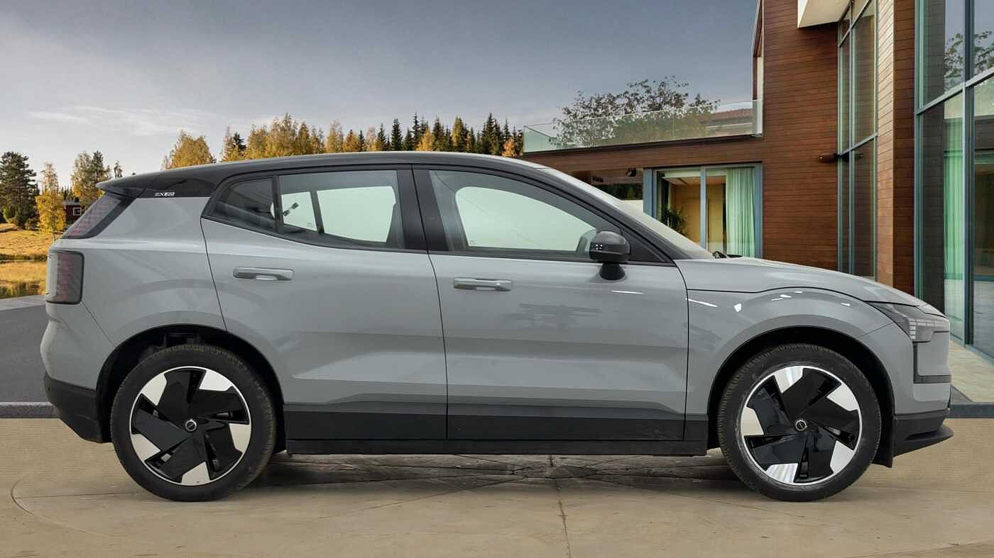 Used Volvo EX30 2024 for sale - 76800520: Photo 2