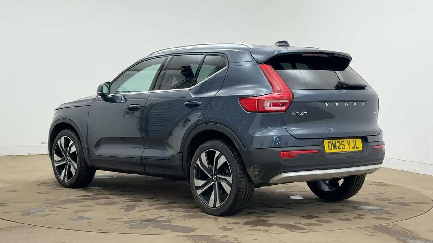 Used Volvo XC40 2025 for sale - 77470384: Photo 3